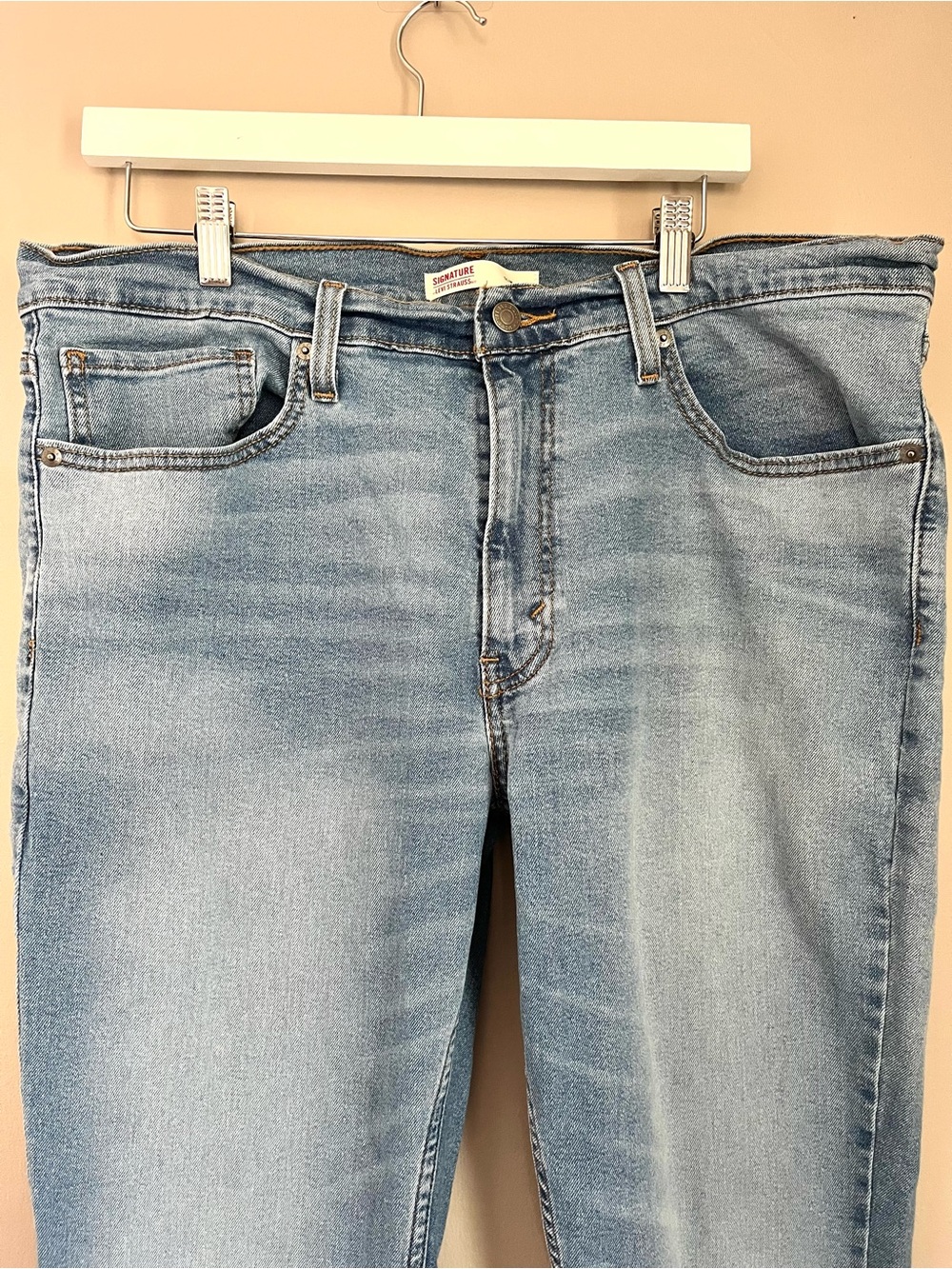 Levi's Slim Straight Signature Men's Jeans in Medium Blue Wash - Picture 3 of 10